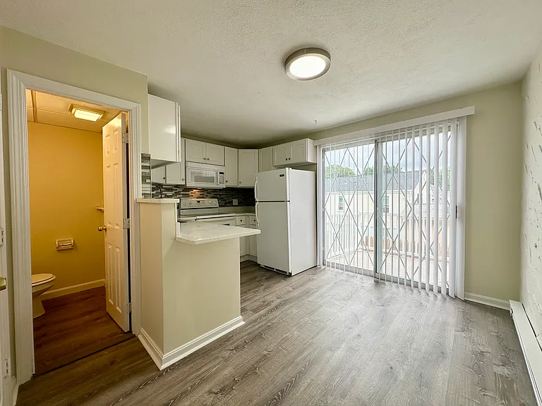 300 Smithfield Rd #Townhouse 10 — Photo 8