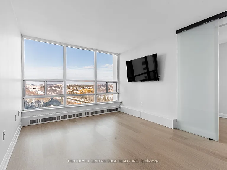 111 Ridelle Ave #1204 — Photo 10
