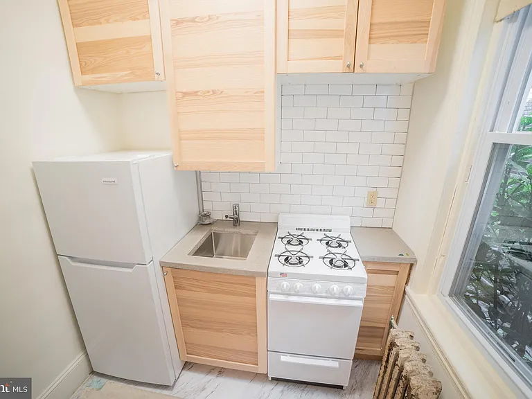 2314 Spruce St #1R — Photo 6