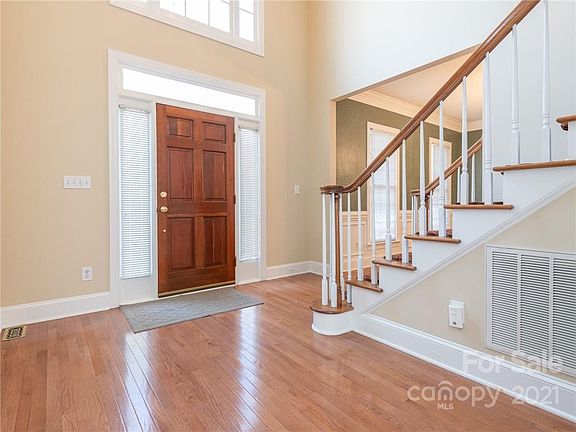 2nd image of 12509 Hammersmith Ct