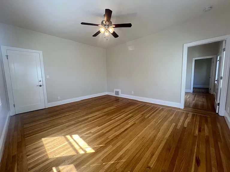 573 Wesley Ave #4 — Photo 16