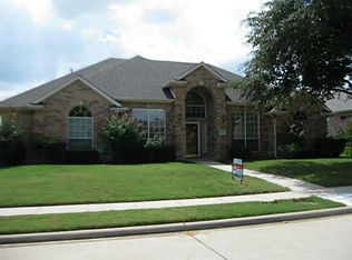 1020 Janus Dr, Carrollton, TX 75007