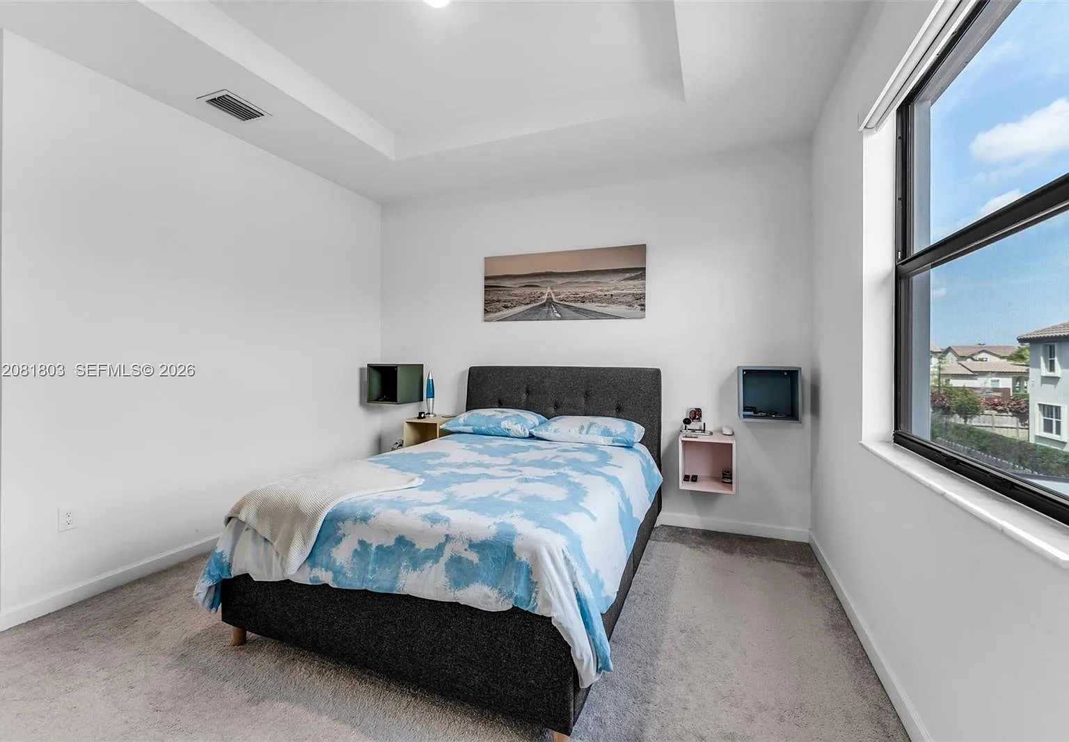 3 bed, 1700 sqft, $2,500 — Photo 3