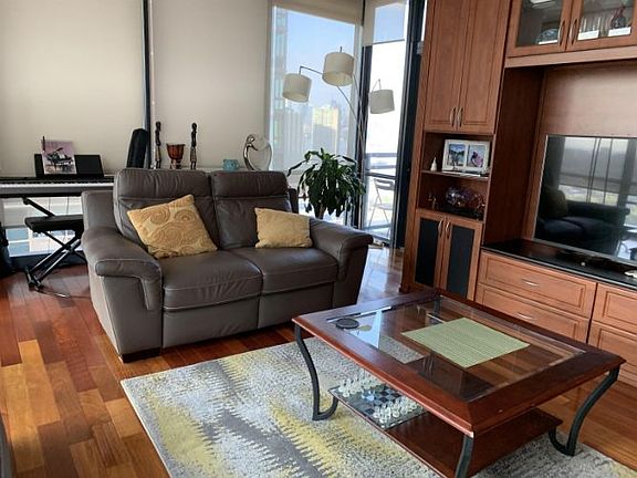 5th image of 389 Washington St APT 25E