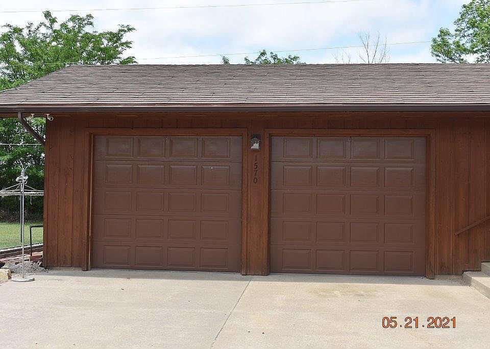 attached garage