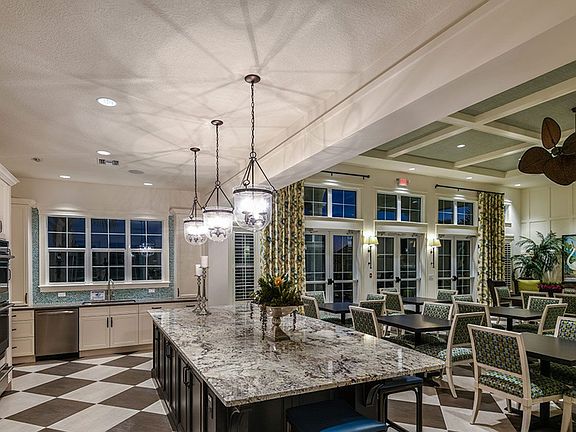 4th image of 11013 Hogan Cir