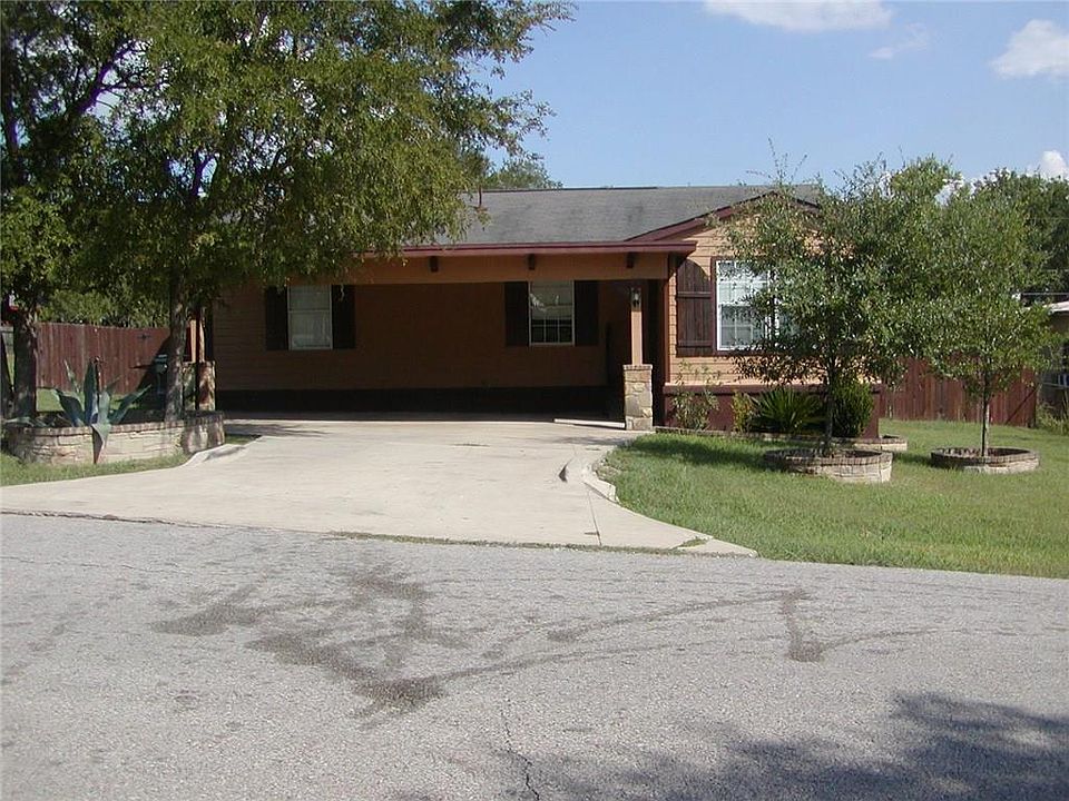 1st image of 5605 Blazewood Dr