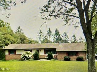 452 Fowlerville Rd, Fowlerville, MI 48836