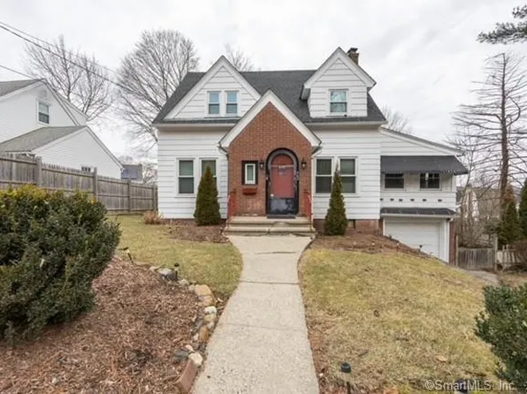 462 Bunker Hill Avenue, Waterbury, CT 06708