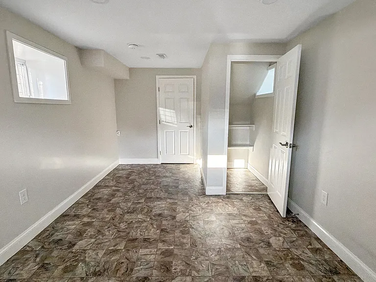 265 S Hilton St — Photo 18