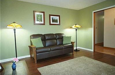 3rd image of 532 Rahkewood Dr