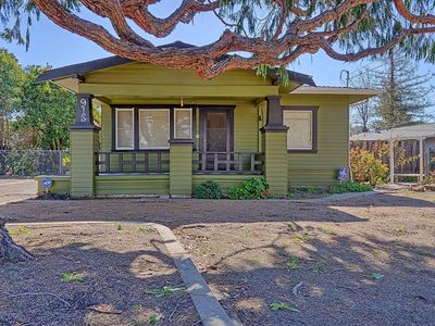 915 Blossom Way, Hayward, CA, 94541