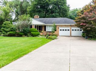 4405 Grand Prairie Rd, Kalamazoo, MI 49006