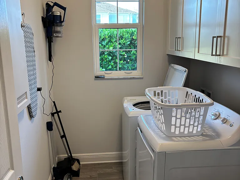 4131 Via Sienna Cir — Photo 3