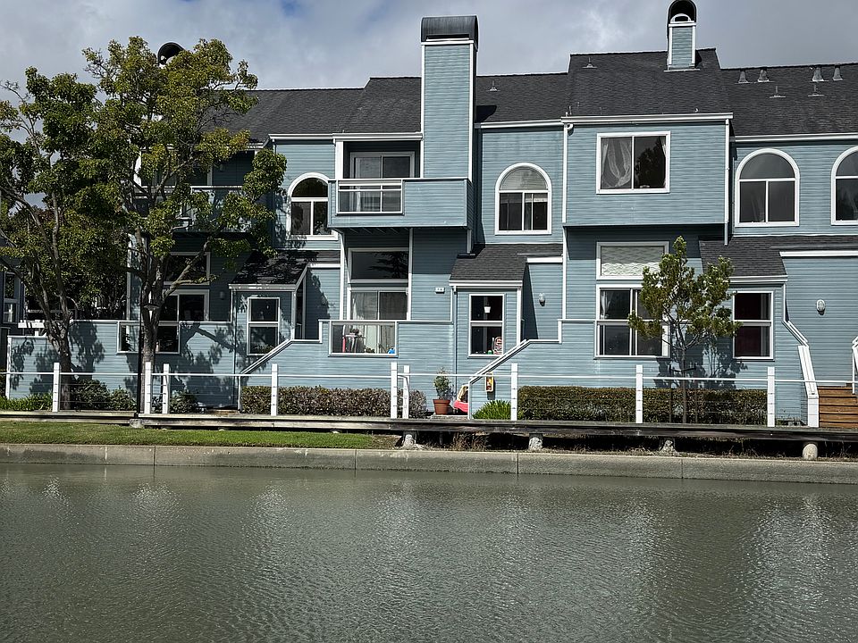 1st image of 718 Portwalk Pl