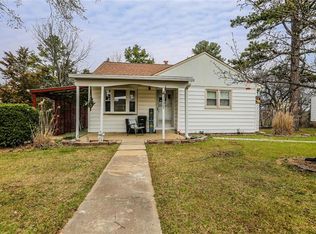 5609 Park Rd, High Ridge, MO 63049