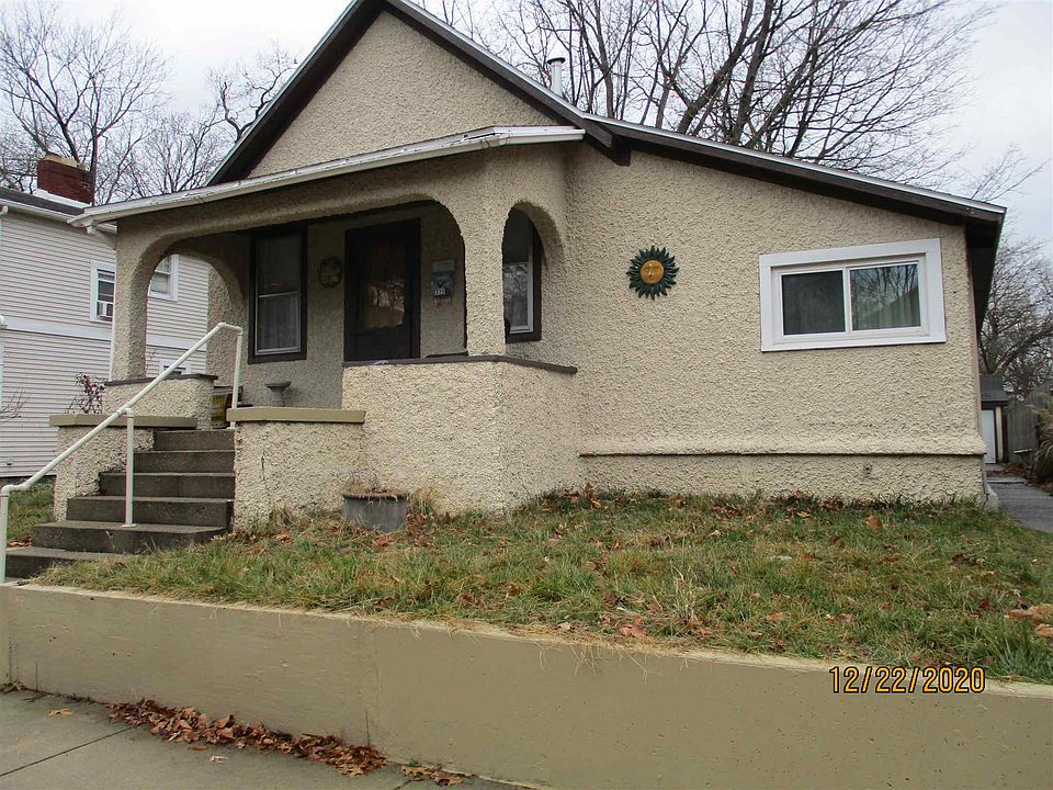 1st image of 320 E Crawford St