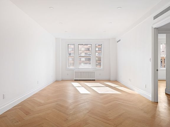 5th image of 241 W 97th St APT 11N