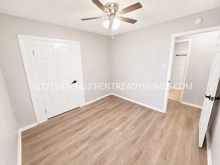 736 Cheltenham Dr — Photo 6