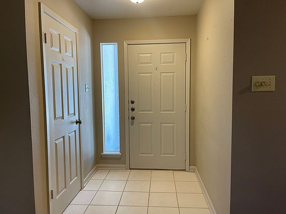 4th image of 13830 Gunwale Dr