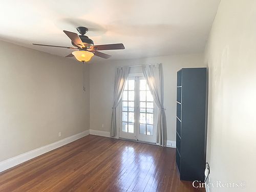 4th image of 2737 Minot Ave #2