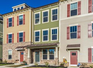 8822 Shady Pines Dr, Frederick, MD 21704