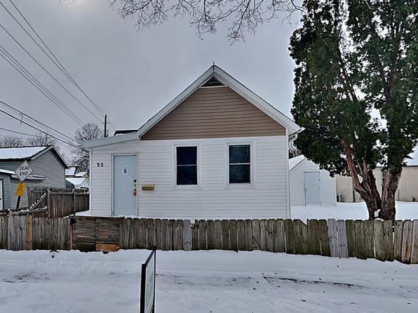 52 22nd Ave NE