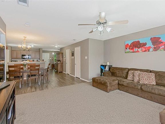 3rd image of 7513 Howling Coyote Ln