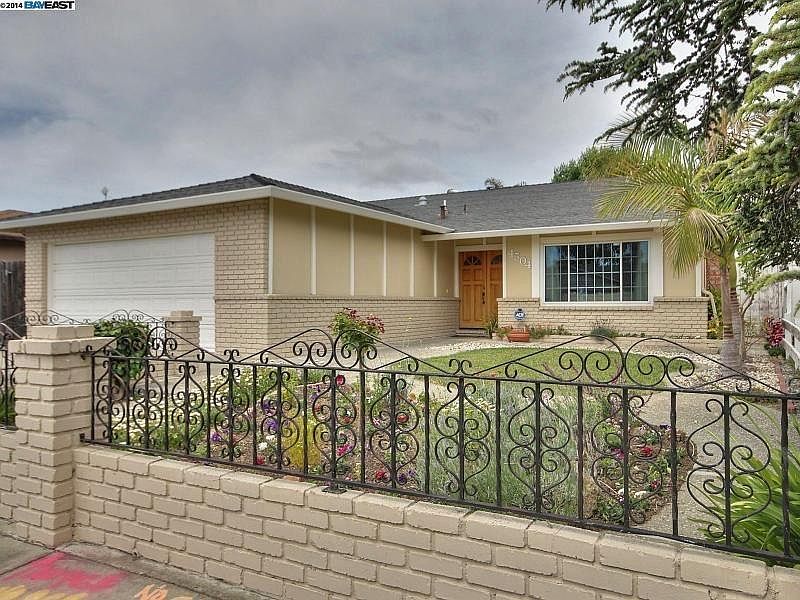 1st image of 4504 Queensboro Way