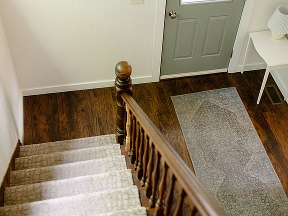 4th image of 313 S Asbury St