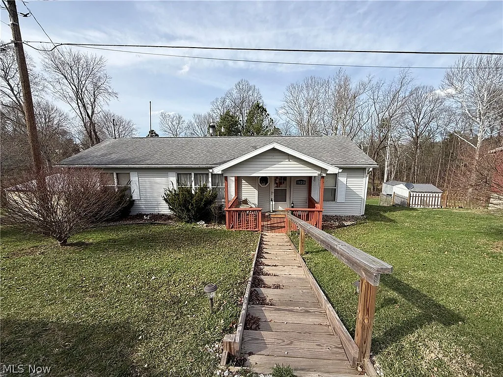 1129 Oak Grove Rd photo 1