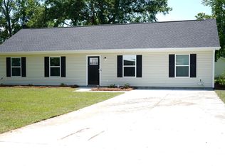 101 Ocarroll St, Moncks Corner, SC 29461