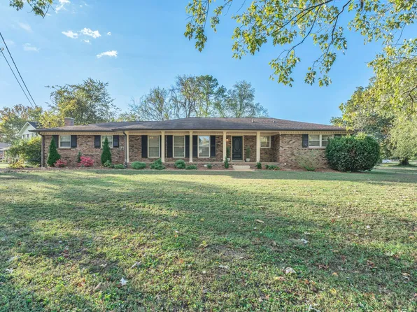 166 Oak Valley Dr, Nashville, TN 37207