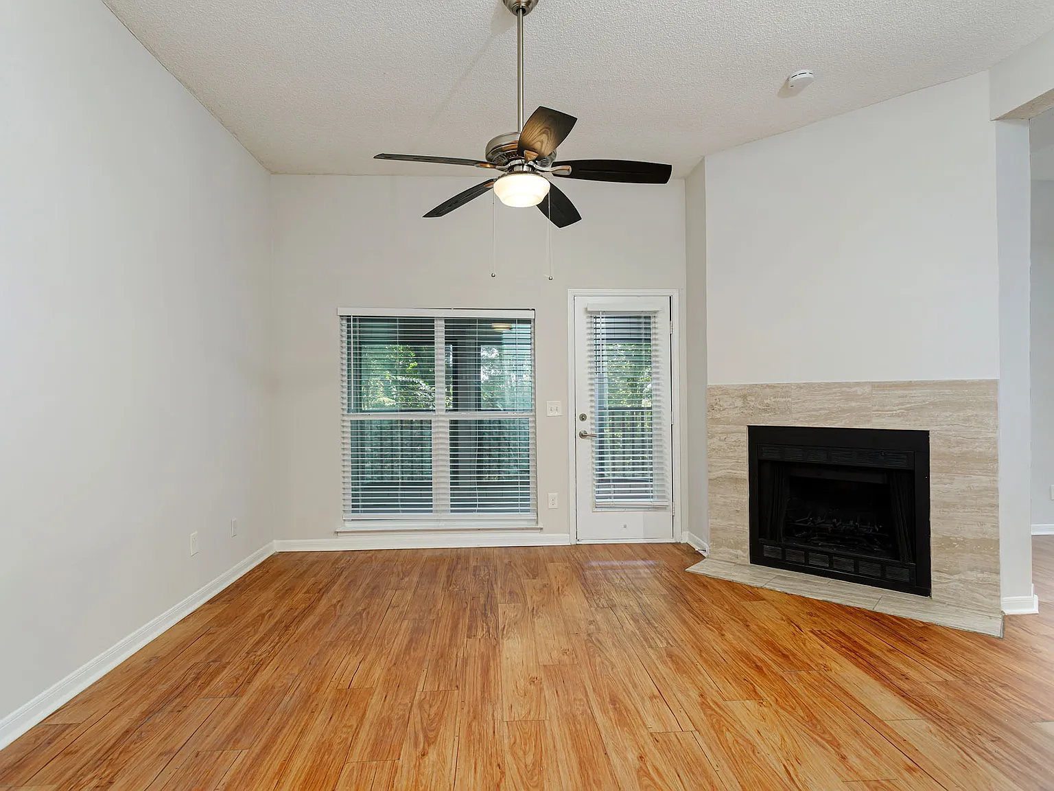 Hillmeade Apartment Homes — Photo 4