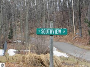 8240 S Southview Ln, Traverse City, MI 49684