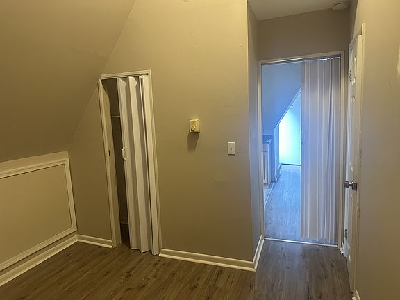 4th image of 215 High St #11366126