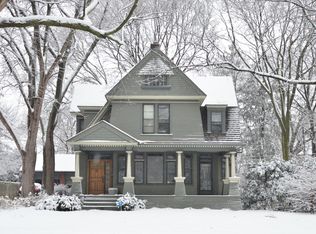 710 W University Ave, Champaign, IL 61820