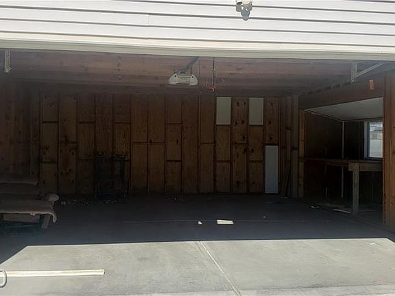 4th image of 6003 Carlsbad Ave