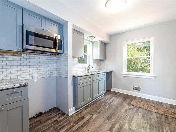 4th image of 1802 Waltham Ave