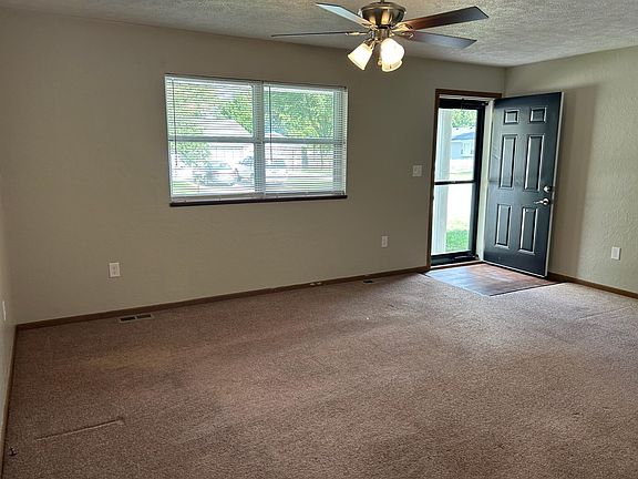 4th image of 407 N 9th St