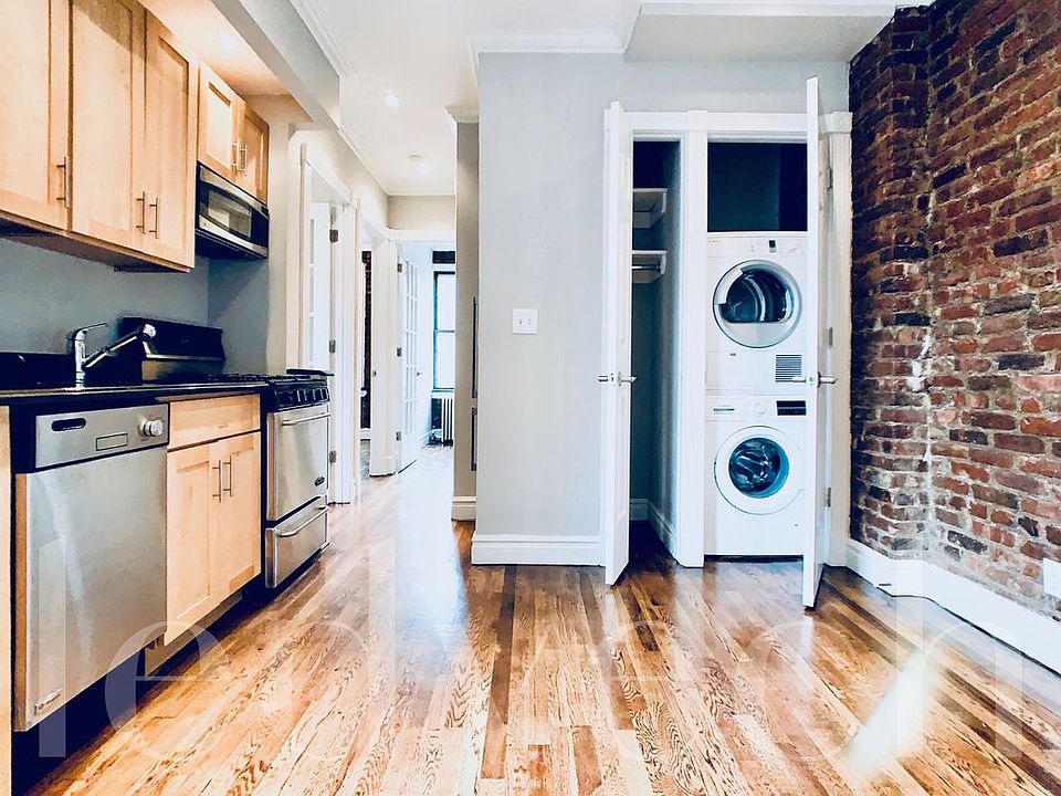 1st image of 404 E 11th St #2B