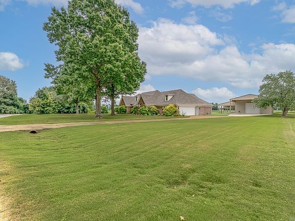 4th image of 329 Windover Ln