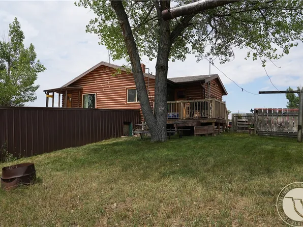 603 Wheatland Ave S, Harlowton, MT 59036