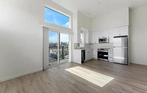 Floor plan 305