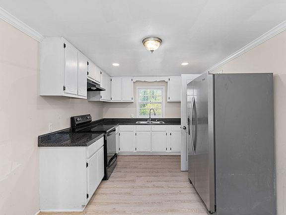 4th image of 1007 Hatchie St