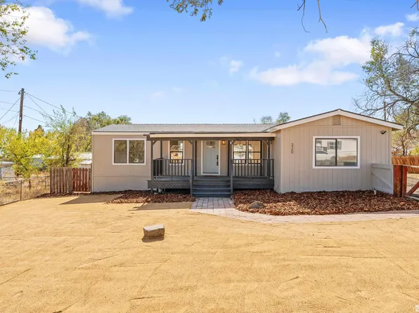 320 W 4th Ave, Sun Valley, NV 89433