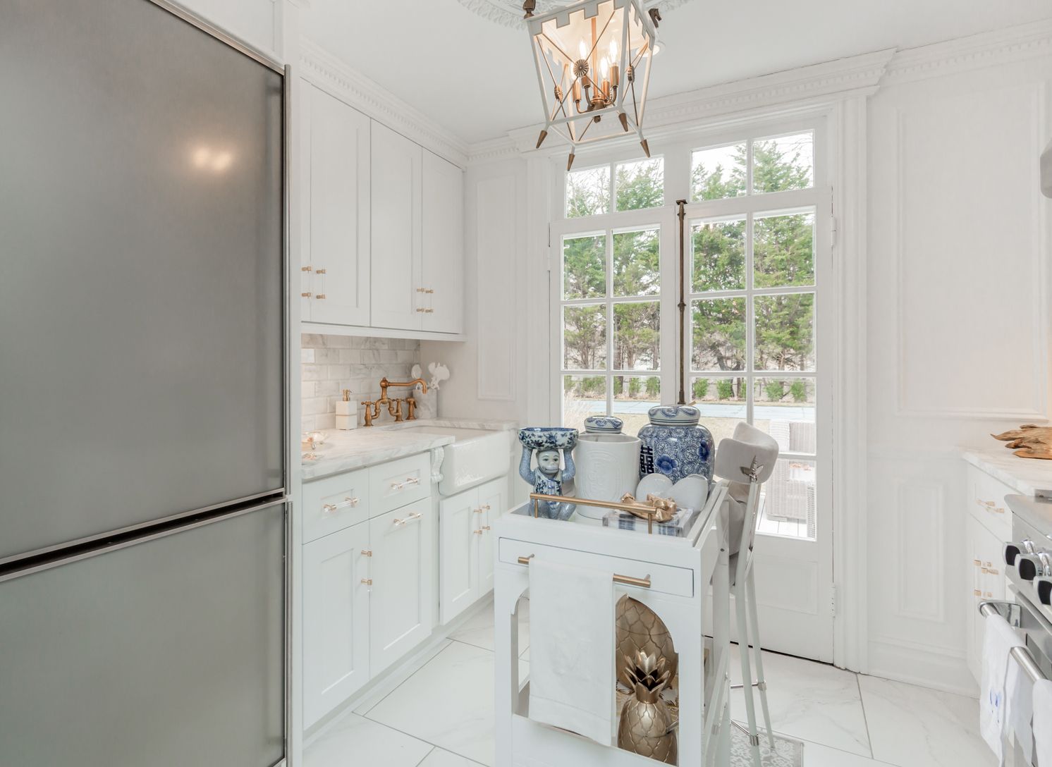  Sleek Renovated Kitchen