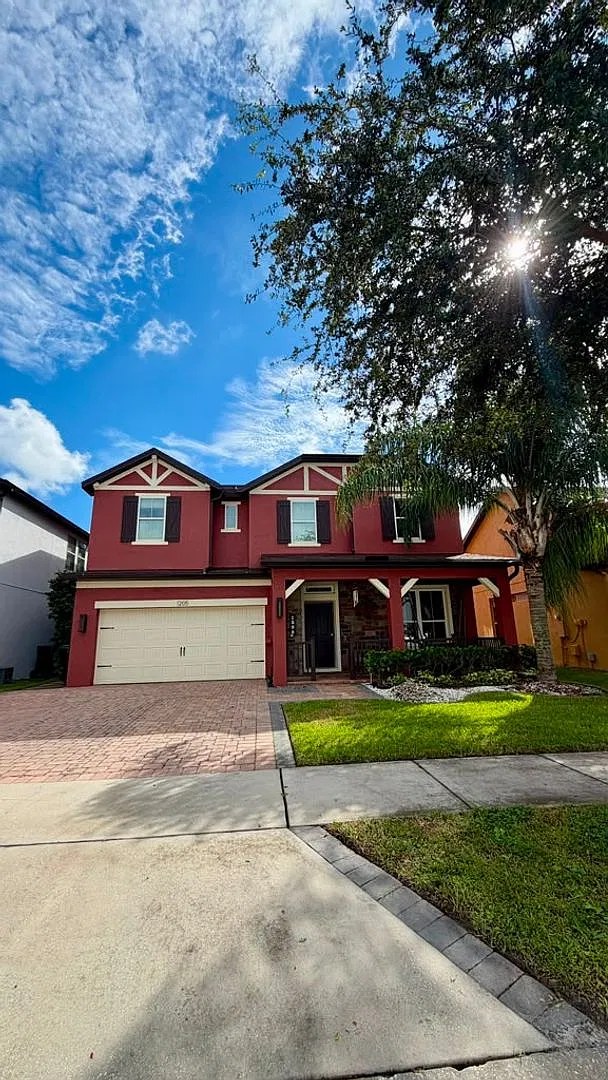 Stunning 5-Bedroom Home + Office + Bonus Room | Lake View | Solar Panels | Tesla Charger — Photo 2