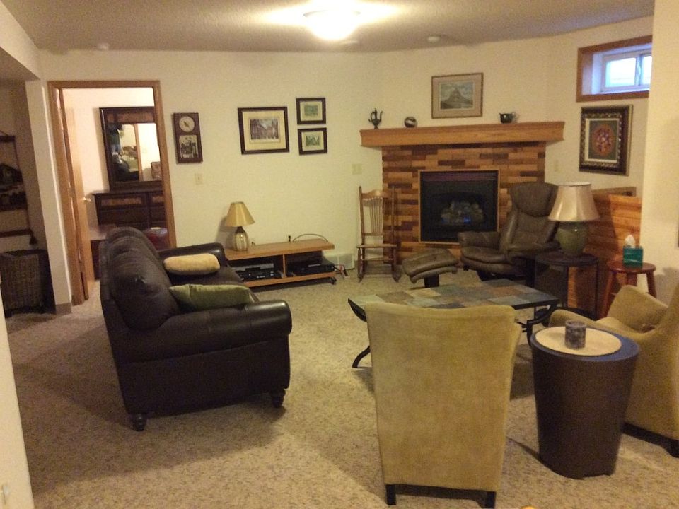 2nd image of 607 Schneider Ave