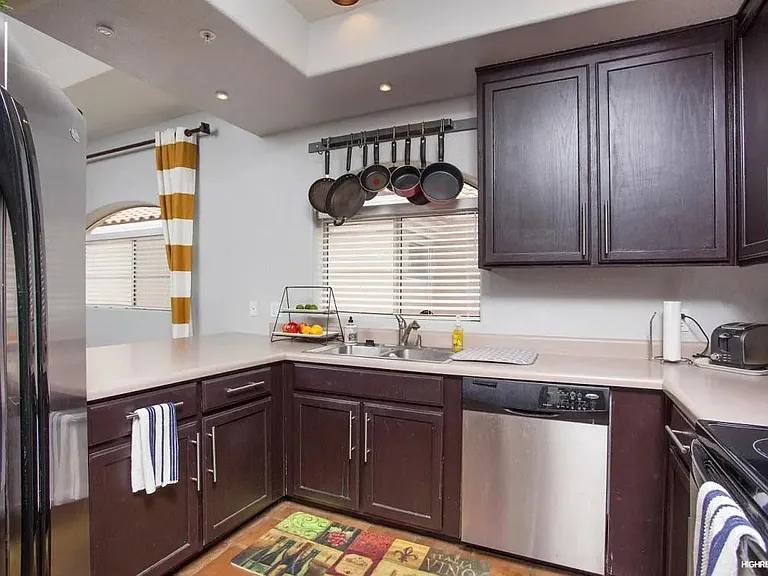 8653 E Royal Palm Rd #2008 — Photo 2